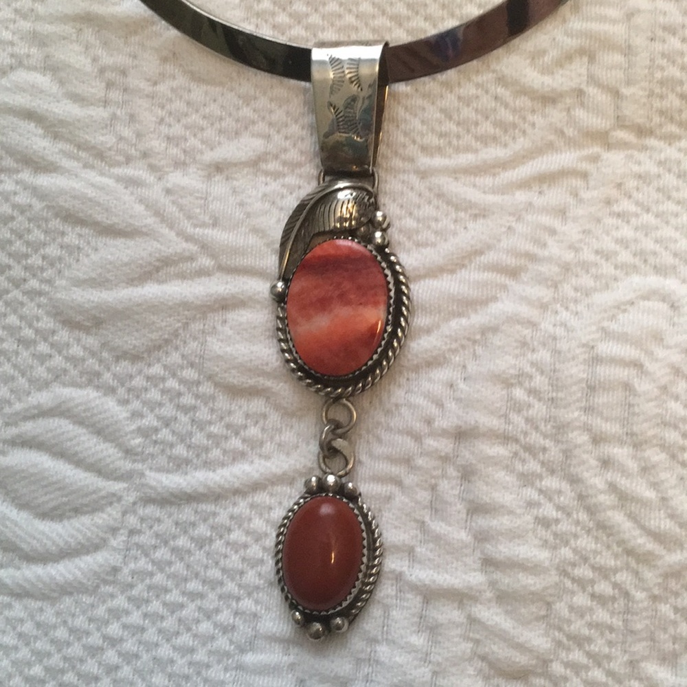 Sterling Silver & Coral pendant choker necklace.